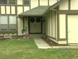 Chained teen shows up at NorCal gym; 2 arrested