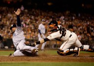 Late Rally Lifts Giants Over Padres
