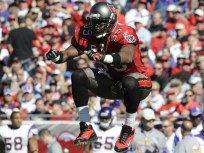 Raiders After Linebacker Derrick Brooks
