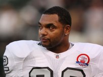 Seymour Sensational in Raider Debut