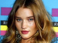 Rosie Huntington Shares Her Loathe of Bad Eyebrows