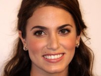 "Twilight" Star Nikki Reed Aligns with Team Jacob