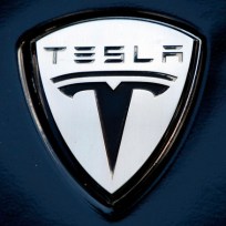Tesla Owners Fight Over "Founder" Label