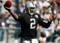 Raiders Pull Russell in Lopsided Loss