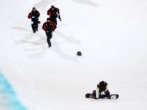Shaun White Takes Nasty Spill