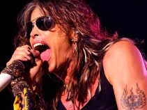 Steven Tyler Goes to Rehab for Pain Med Addiction