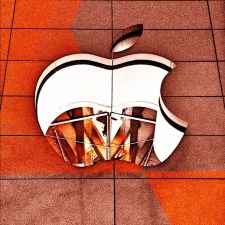Apple's Eddy Cue Sells Off 15,000 Shares 