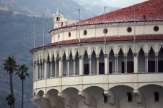 Change of Plans for Cruise Ships Brings Boom to Catalina
