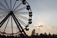 "Big Chunk" of Holiday Ferris Wheel Falls Off