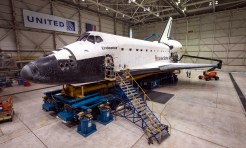 Space Shuttle Endeavour at LAX