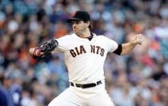 Venable Robs Giants, Padres Win in 13 Innings