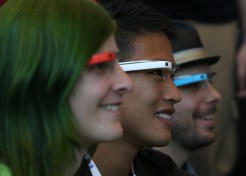 Casinos Ban Gamblers From Wearing Google Glass