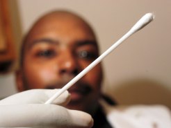 Jolie Brings Attention to Genetic Testing