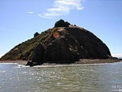 Bay Area's Red Rock Island Up for Sale