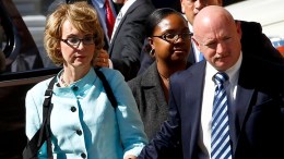 Giffords, Husband to Take on Gun Lobby