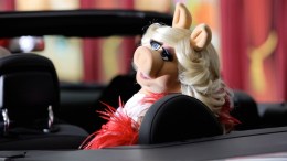 Miss Piggy's Top Fashion Moments