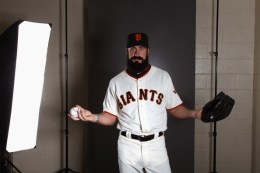World Champion Giants Strike a Pose in Arizona