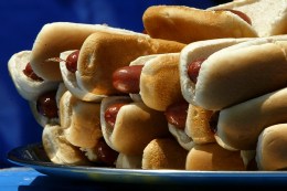 Free Hot Dogs for Hot Bay Bridge Commuters