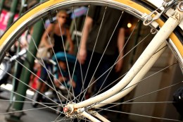 1,000 Bicyclists Jam Hollywood Streets Overnight