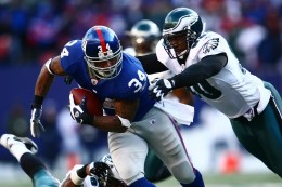 Giant Disappointment: Eagles Defeat G-Men, 23-11