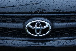 Stanford Researcher Defends Toyota