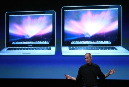 Rotten Apple? Jobs Announcement Rattles Online World