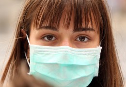 Hospital Steps Up Effort to Thwart Swine Flu 