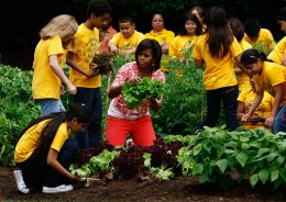 First Lady Hungry for Farmer's Market