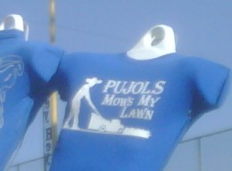 Cubs Vendors Adopt Stupid, Racist Shirt
