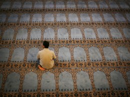 ACLU Seeks Full Muslim Surveillance Records from FBI
