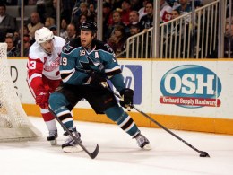 Sharks and Wings, Vol. 4