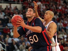 St. Mary's Upsets Richmond in NCAA Tournament