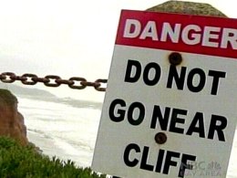 Crumbling Cliff Threatens Pacifica Apartments