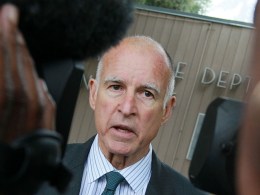 Brown Says He Plans to Bring Fire to Campaign