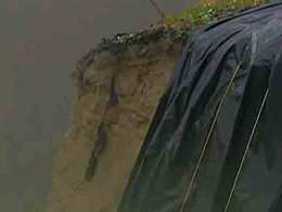 Pacifica Cliff Dwellers Ordered to Get Out