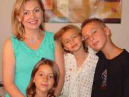 Immigration Officials to Fremont Family: Move Back to Russia