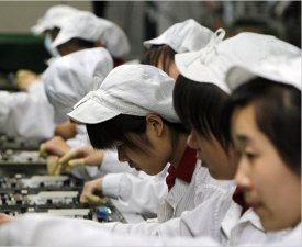 Apple Opens Up Plant to Outside Monitors