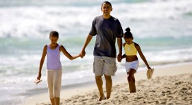 Obama's Vineyard Get-Away May Sour Image