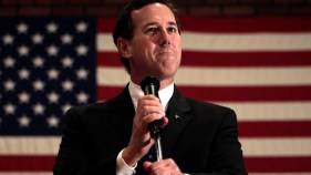 Santorum Praises Reagan at Jelly Belly Factory