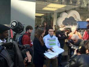 'Ethical iPhone' Protests at Apple Stores