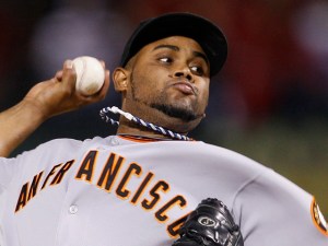 Reliever Ramon Ramirez Back With Giants