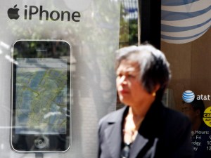 'Unlimited' iPhone Plan Under Scrutiny