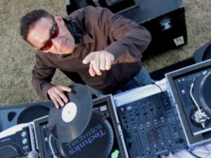 Steve Masters Makes Live 105 Comeback