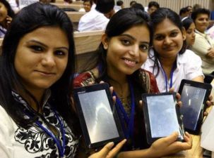 Android-Powered Aakash Tablet Becomes World's Cheapest