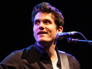 John Mayer: Taylor Swift's a "Star"