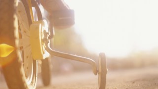 Teacher Raises $80K to Buy 650 Bikes for Entire School Class