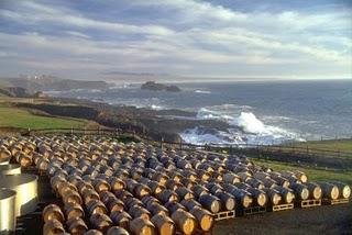 Mendocino Wine and Crab