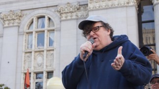 Michael Moore Visits Occupy Oakland