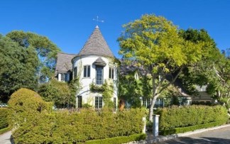 The Old School Hollywood Pad of Courteney Cox and Carole King