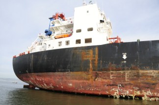 Tanker Nicks Bay Bridge in Photos